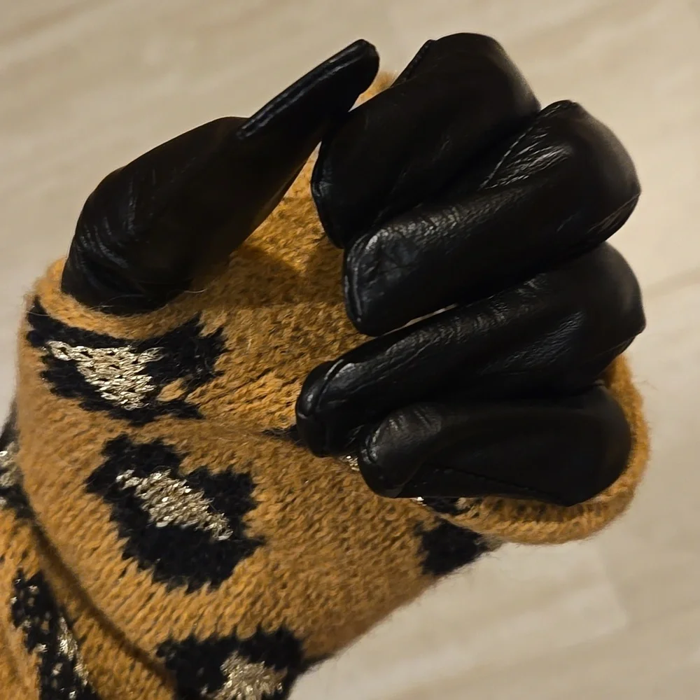 NWT Juicy Couture Los Angeles Black Label Leopard Mitt Gloves - Picture 9 of 10